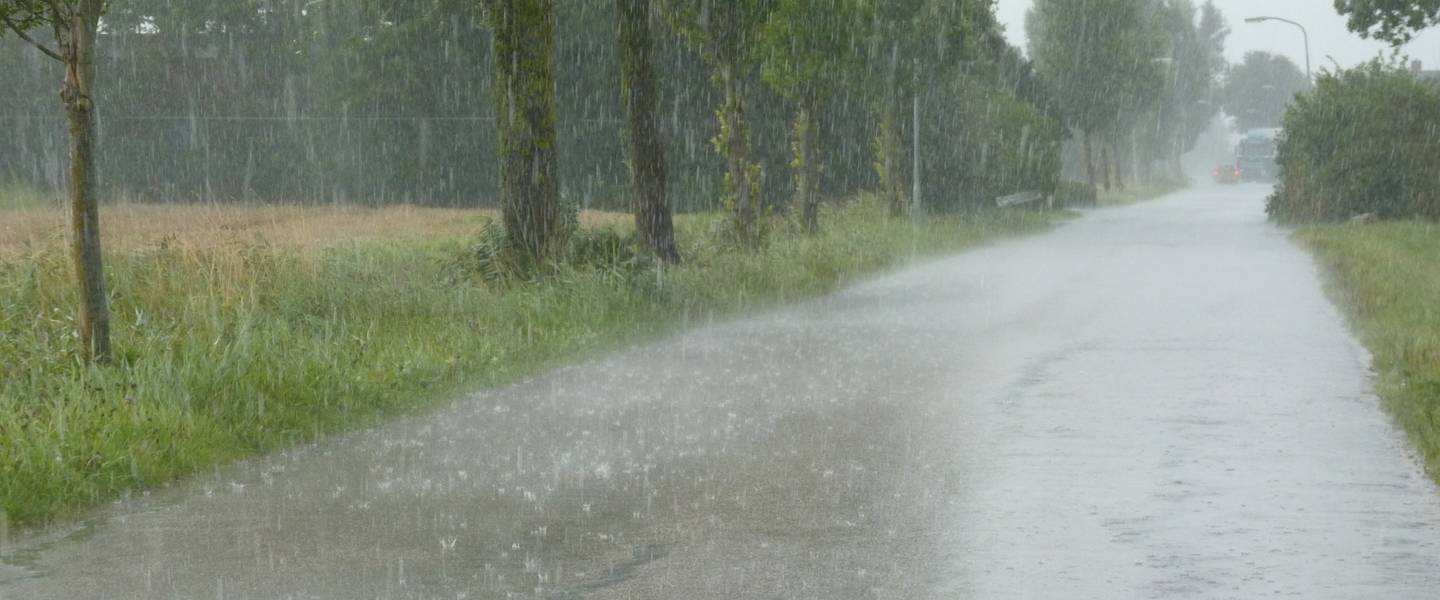 ../_images/PRE_nom_rainfall.jpg